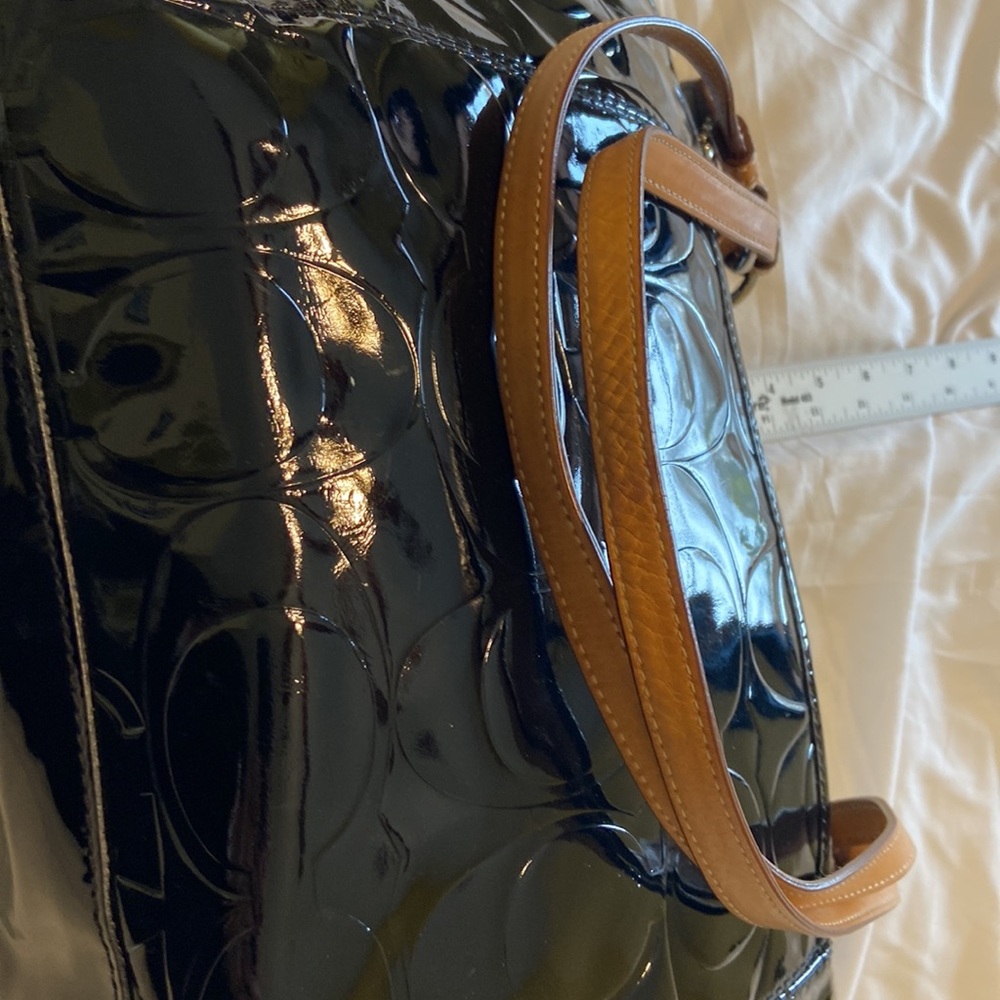 Coach Black Patent Leather Tote Bag Large Signature C Embossed Tan Strap EUC - Picture 6 of 17